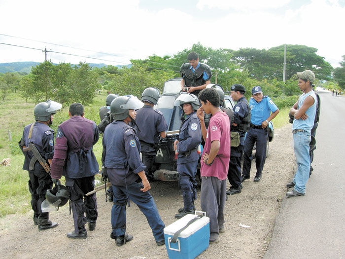 Policía reduce a pandilleros en Somoto - La Prensa (Nicaragua)