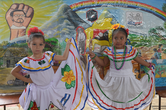 Bandera Rojinegra En Desfiles Patrios En Nicaragua La Prensa