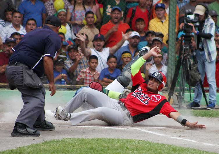 León sobrevive y va a juego decisivo ante Matagalpa - La Prensa (Nicaragua)