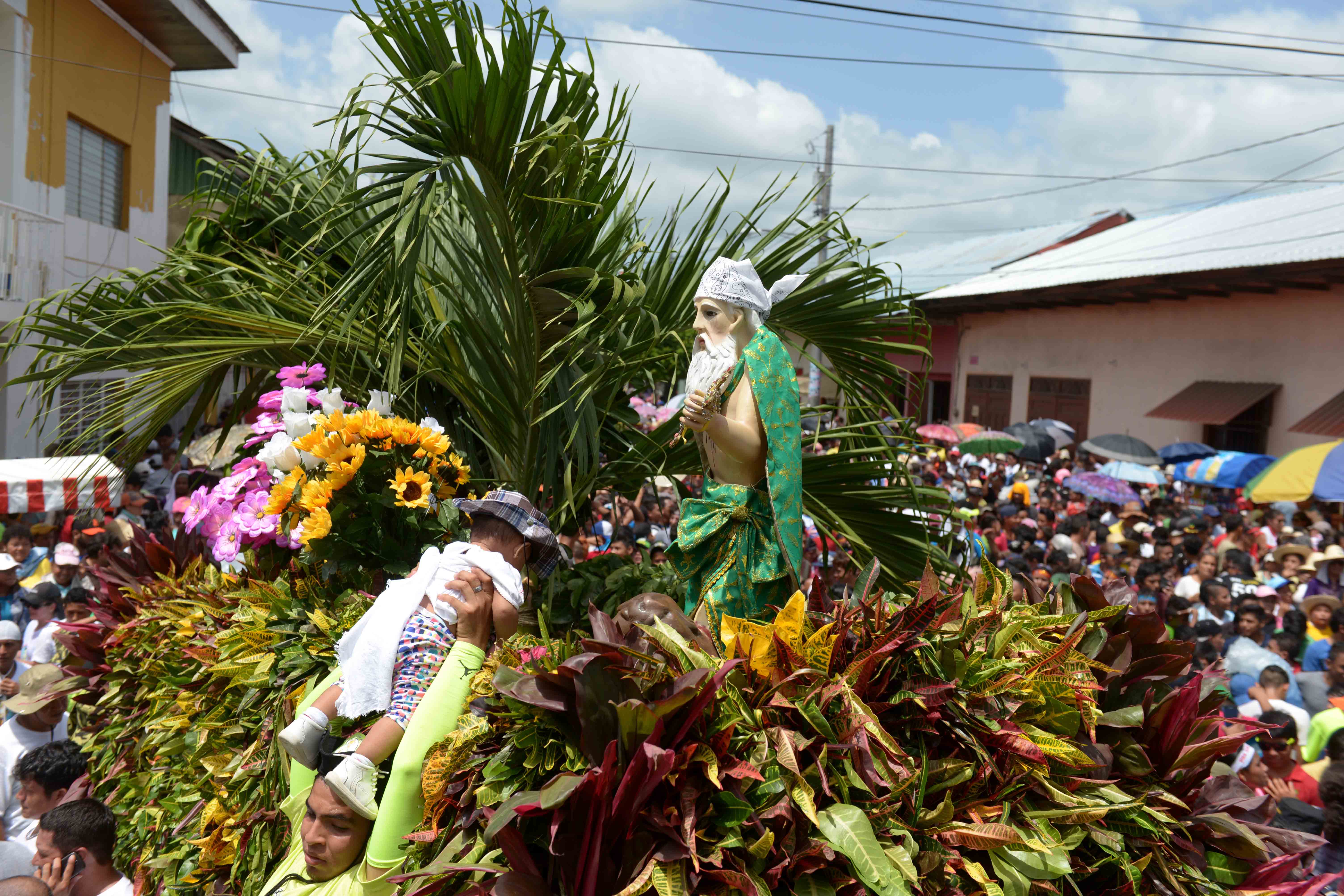 Miles acompañan a San Jerónimo - La Prensa (Nicaragua)
